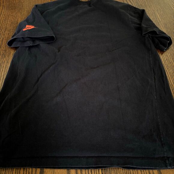 Nike Air DNA Archives Graphic T-shirt Men Large Black Short Sleeve - Picture 6 of 9